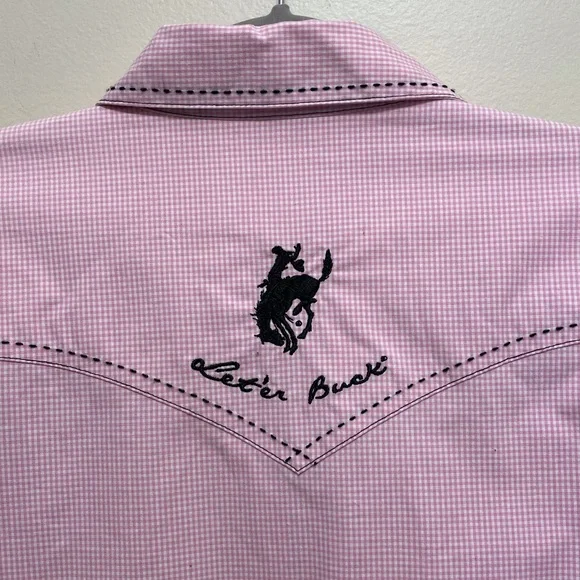 Pendleton Let’er Buck Button Up Top - Picture 3 of 4